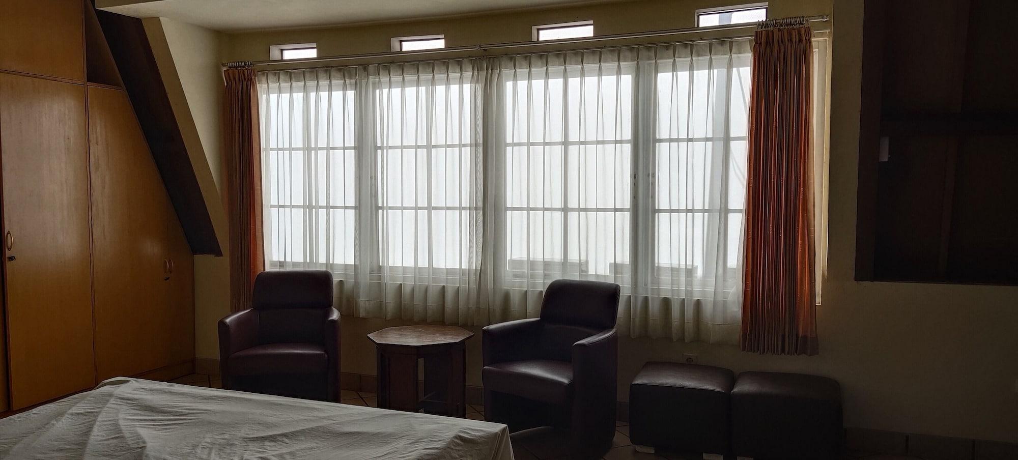 Obc Villa バンドゥン エクステリア 写真